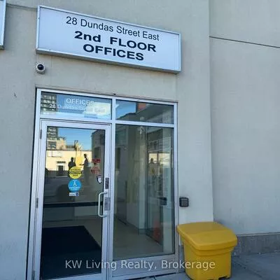 28, Dundas, Cooksville, Mississauga