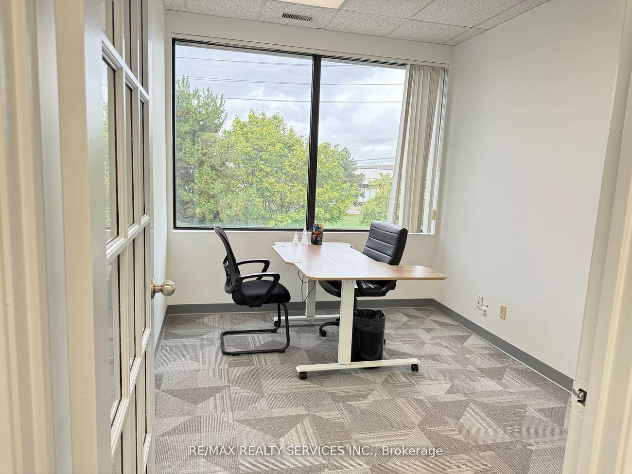 6705, Tomken rd, Northeast, Mississauga