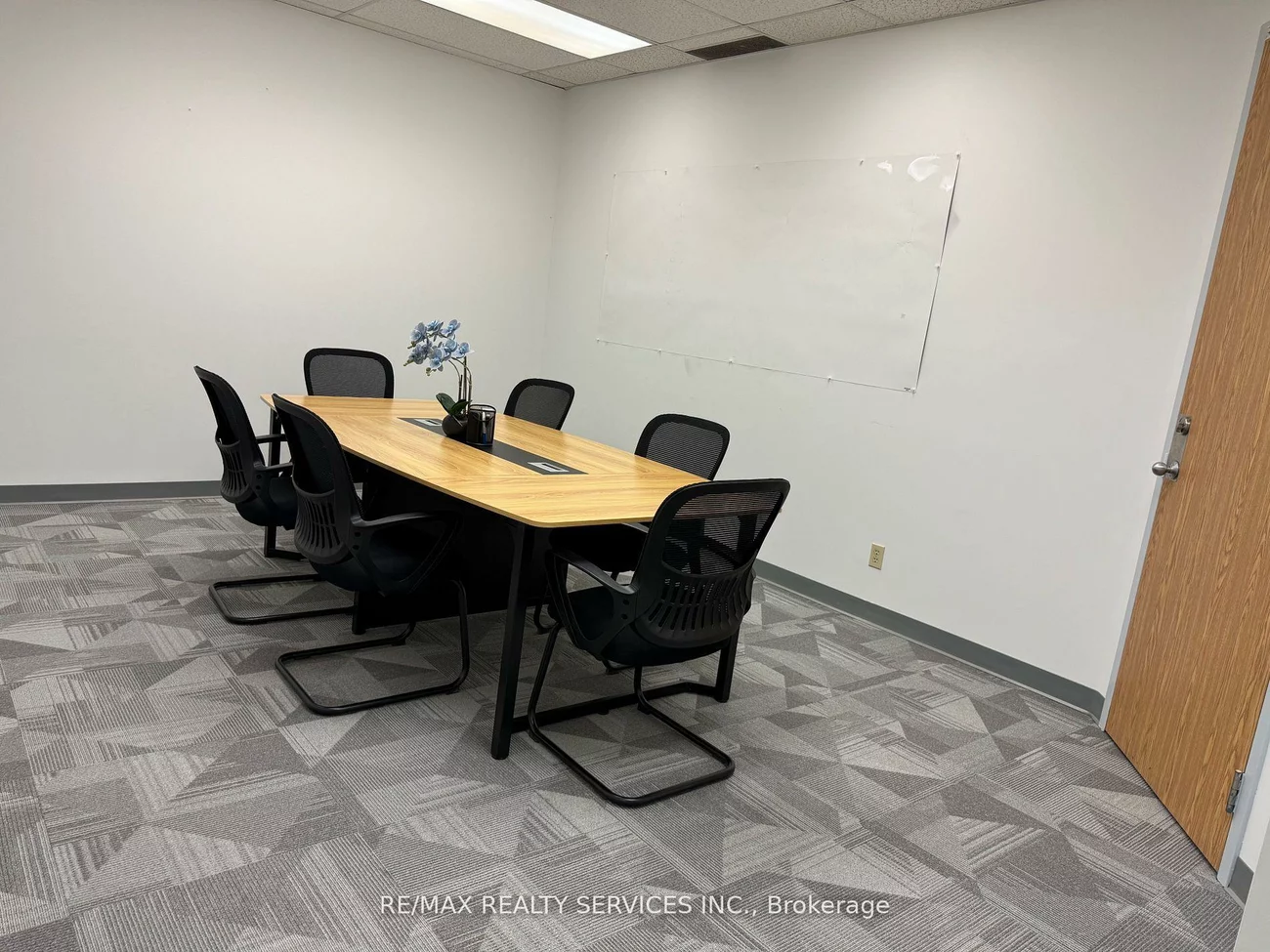 6705, Tomken rd, Northeast, Mississauga