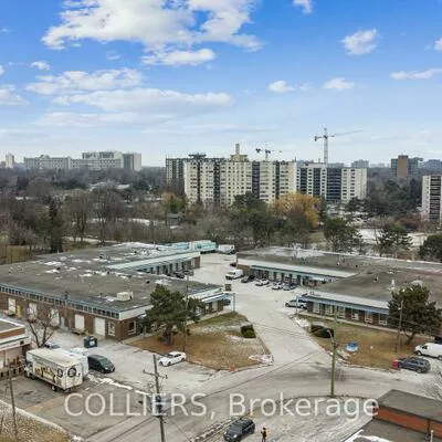 3279, Lenworth, Dixie, Mississauga