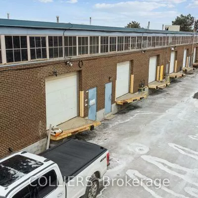 3279, Lenworth, Dixie, Mississauga