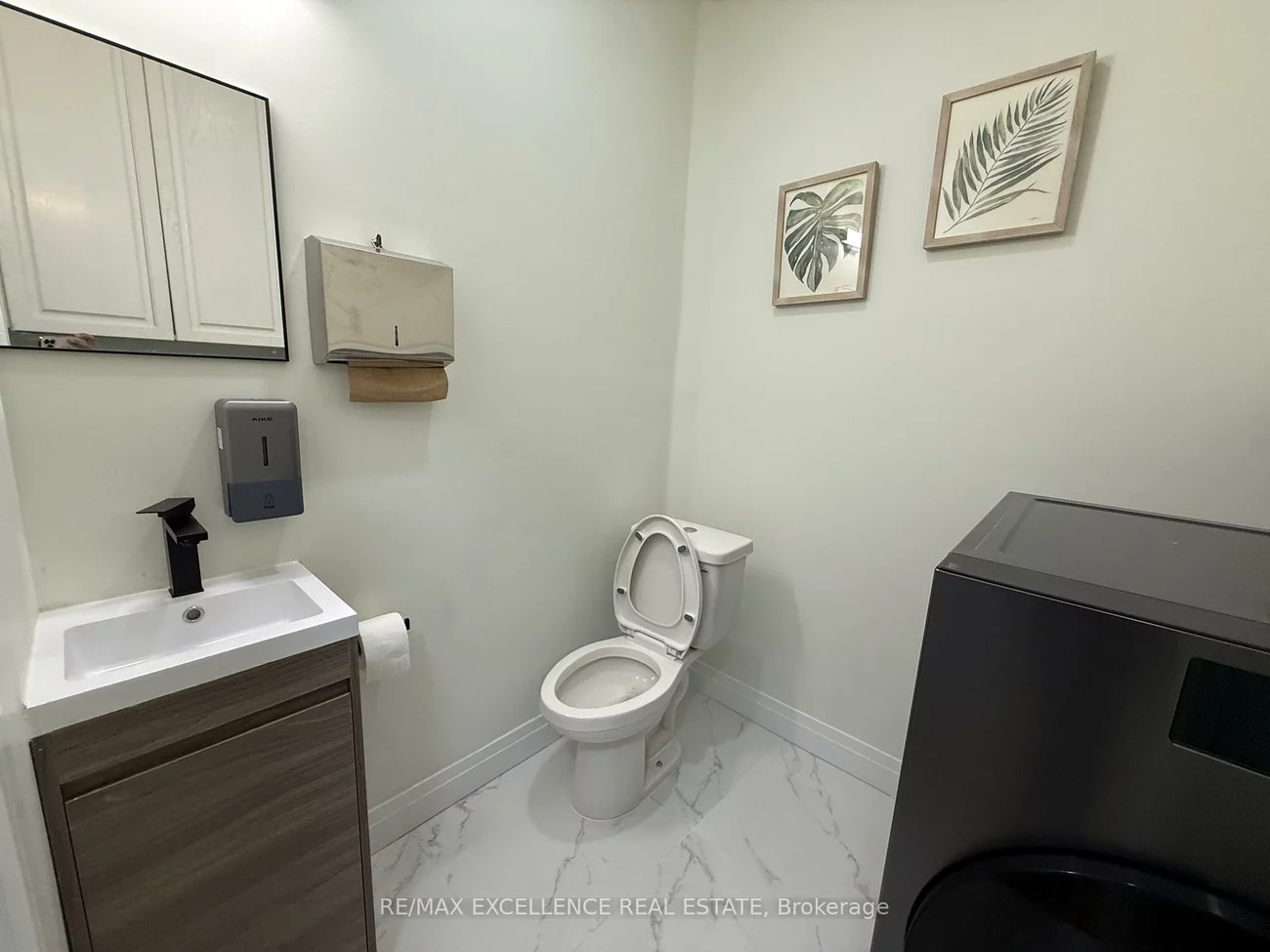 5484, Tomken, Northeast, Mississauga