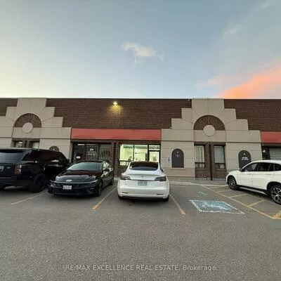 5484, Tomken, Northeast, Mississauga