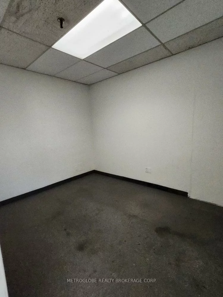 1645, Sismet, Northeast, Mississauga