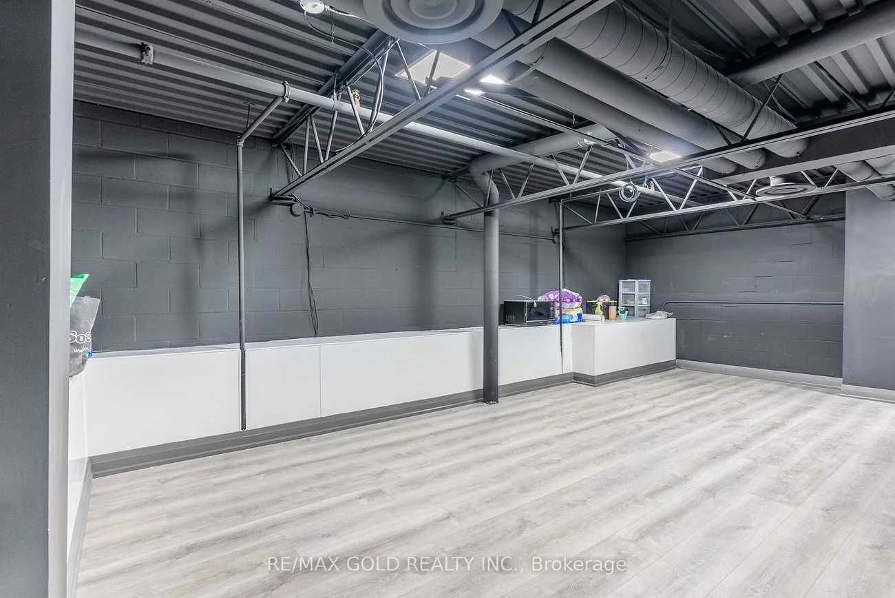 1320, Mid-Way, Northeast, Mississauga