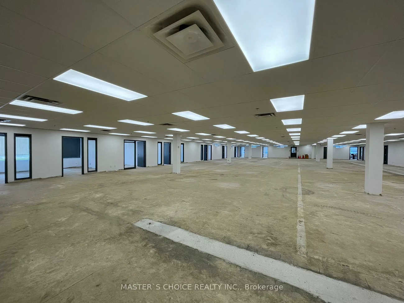 160, Traders, Gateway, Mississauga