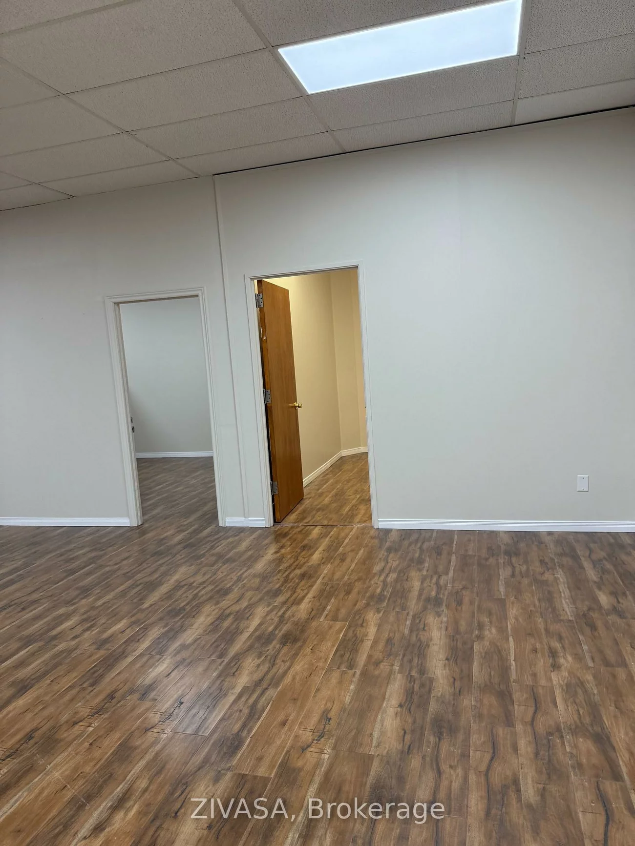 211, Watline, Gateway, Mississauga