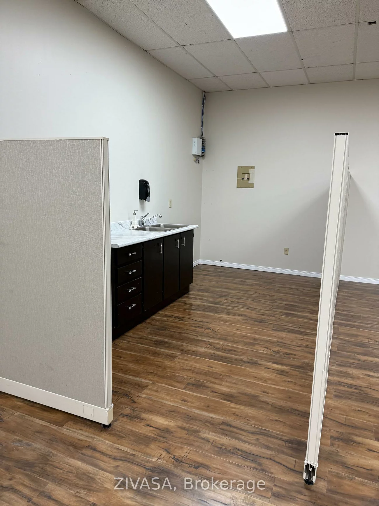 211, Watline, Gateway, Mississauga