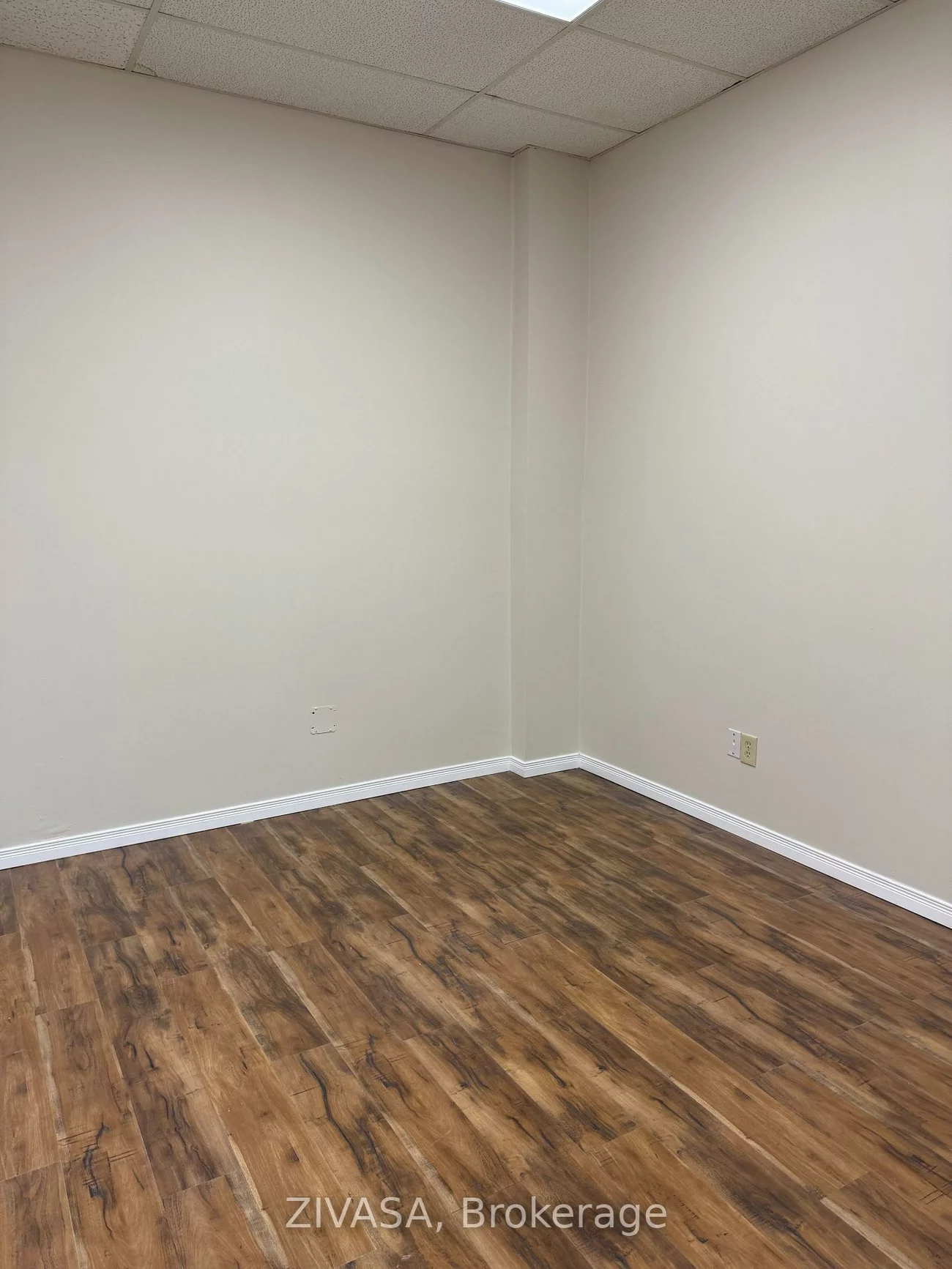 211, Watline, Gateway, Mississauga