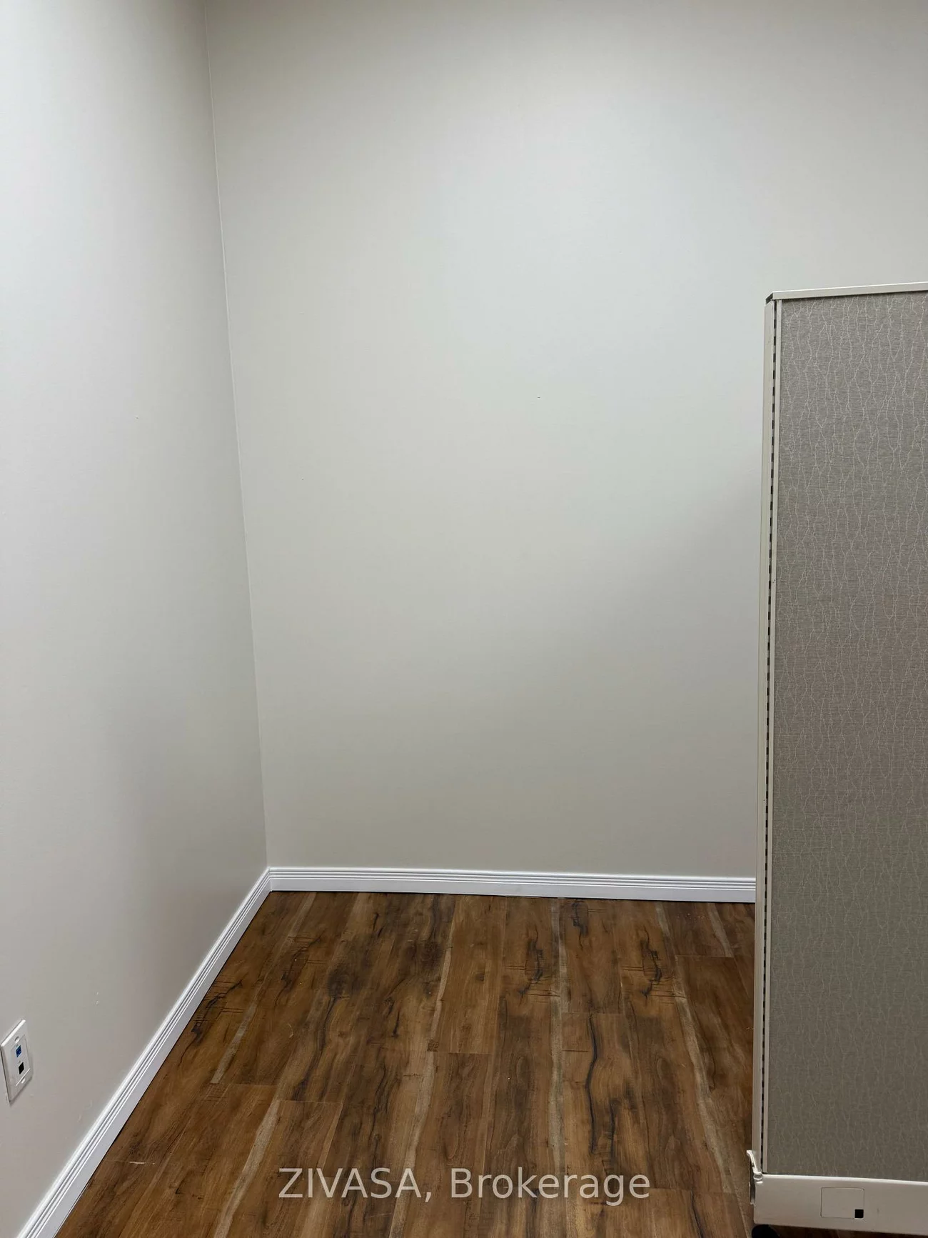 211, Watline, Gateway, Mississauga