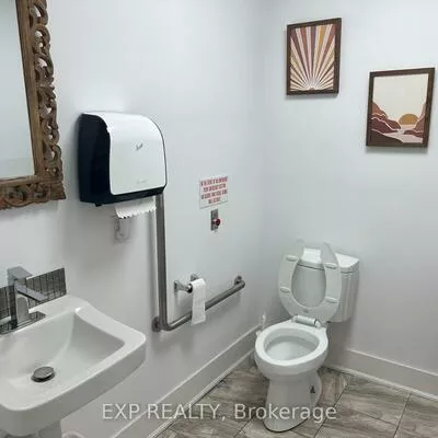 1185, Queensway, Dixie, Mississauga