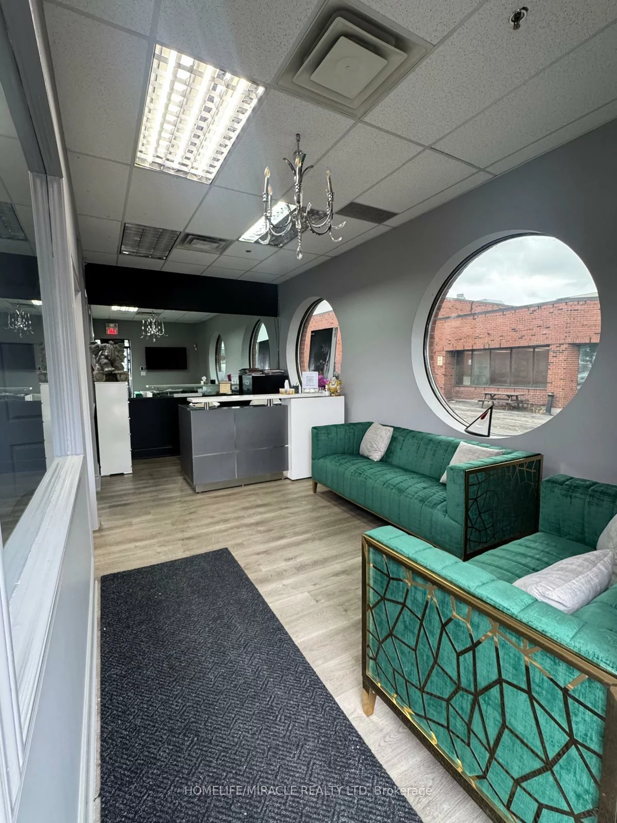 6985, Davand, Northeast, Mississauga