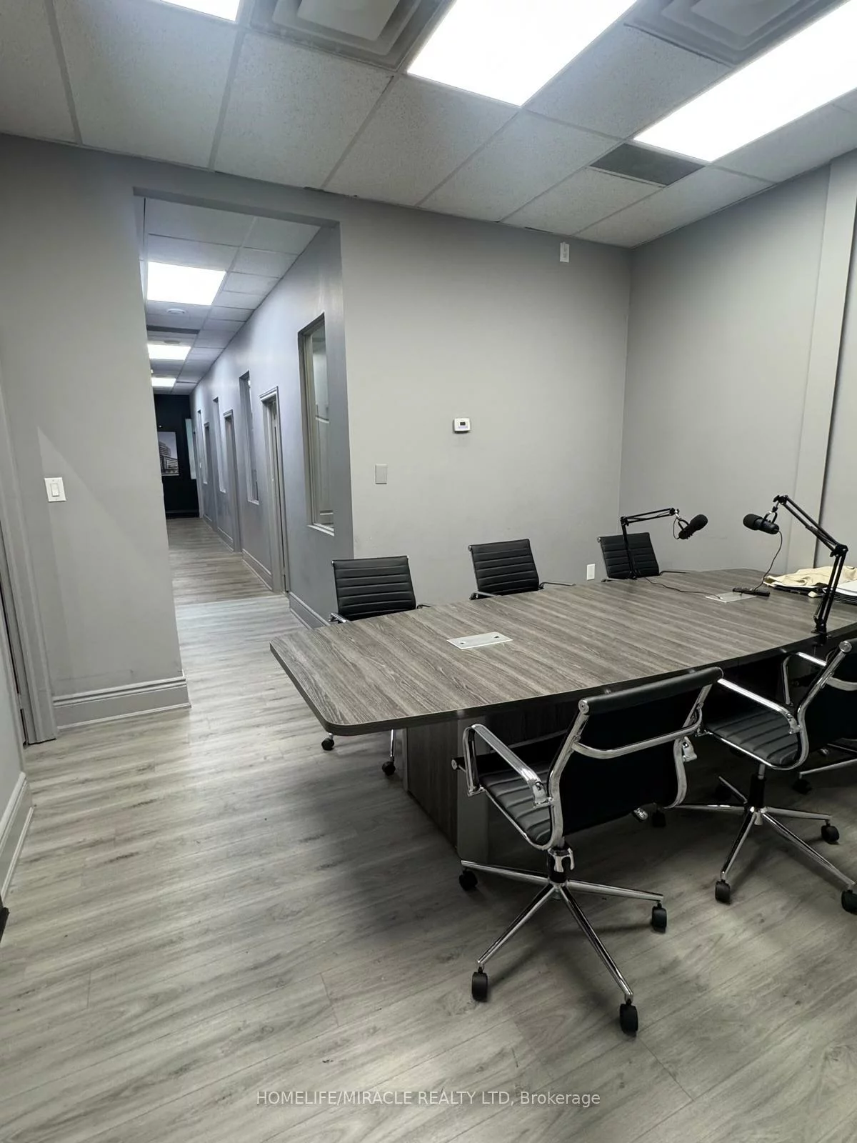 6985, Davand, Northeast, Mississauga