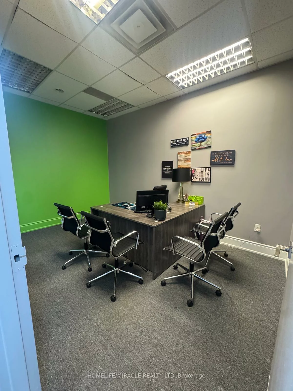 6985, Davand, Northeast, Mississauga