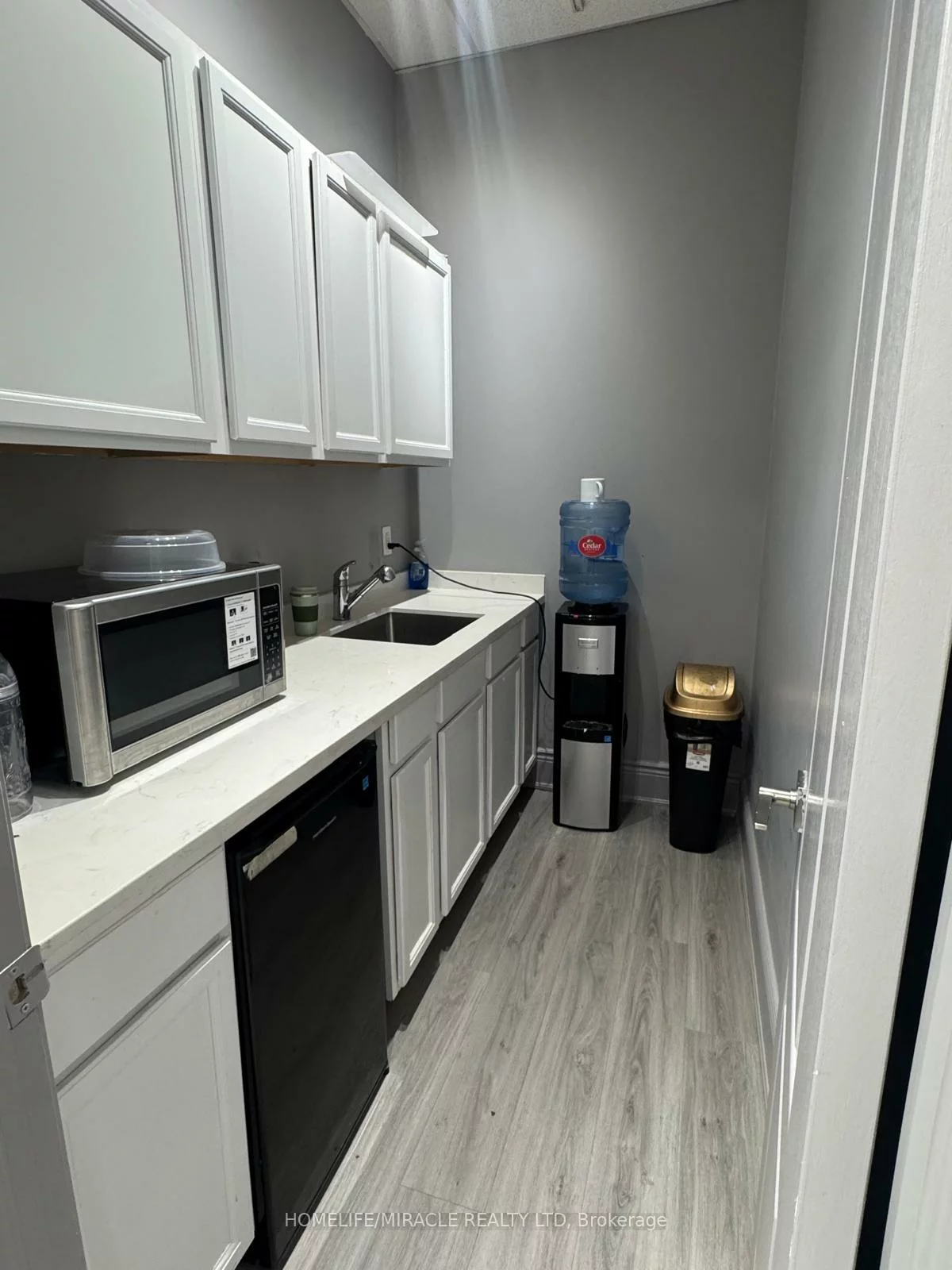 6985, Davand, Northeast, Mississauga