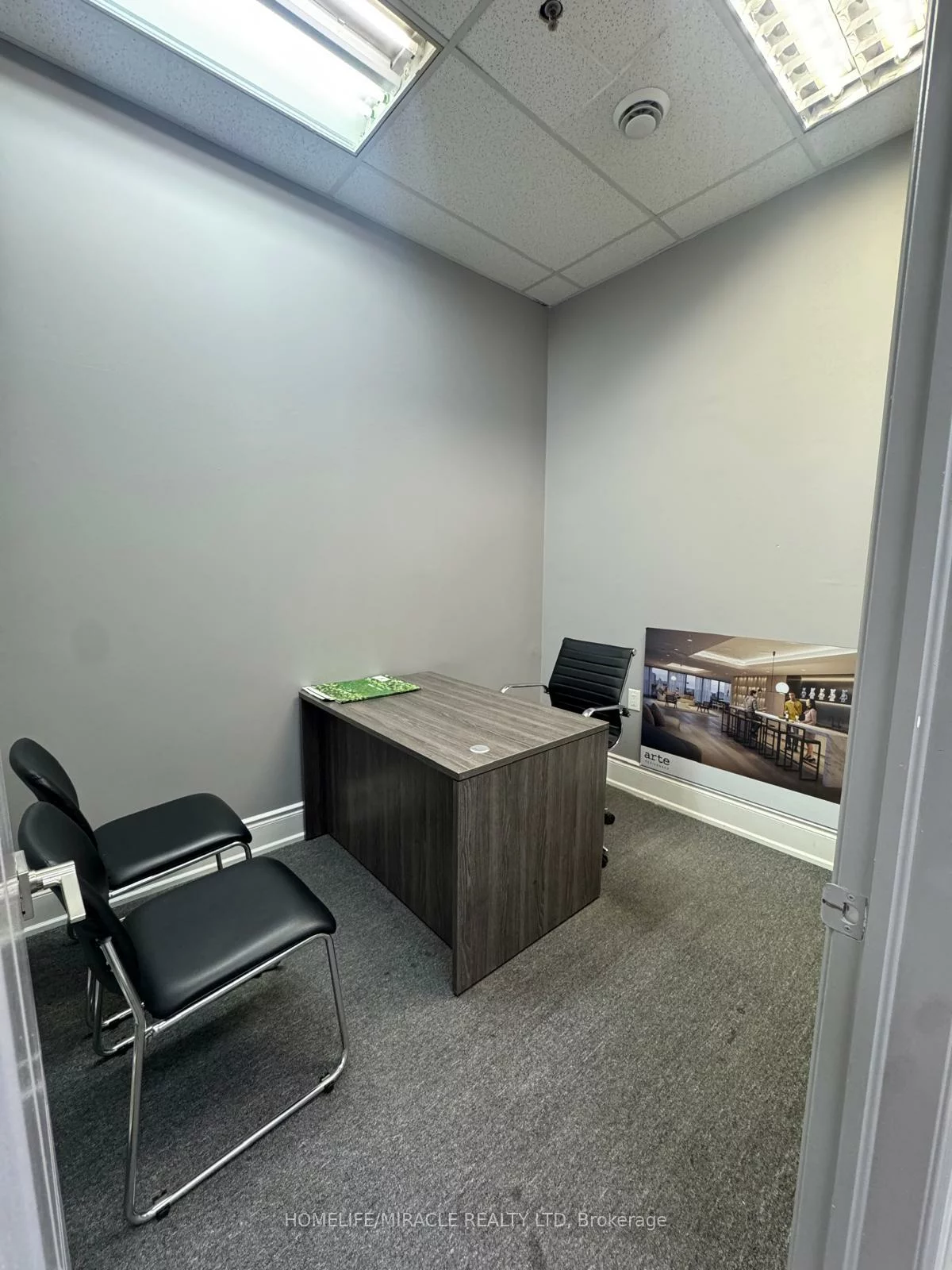 6985, Davand, Northeast, Mississauga