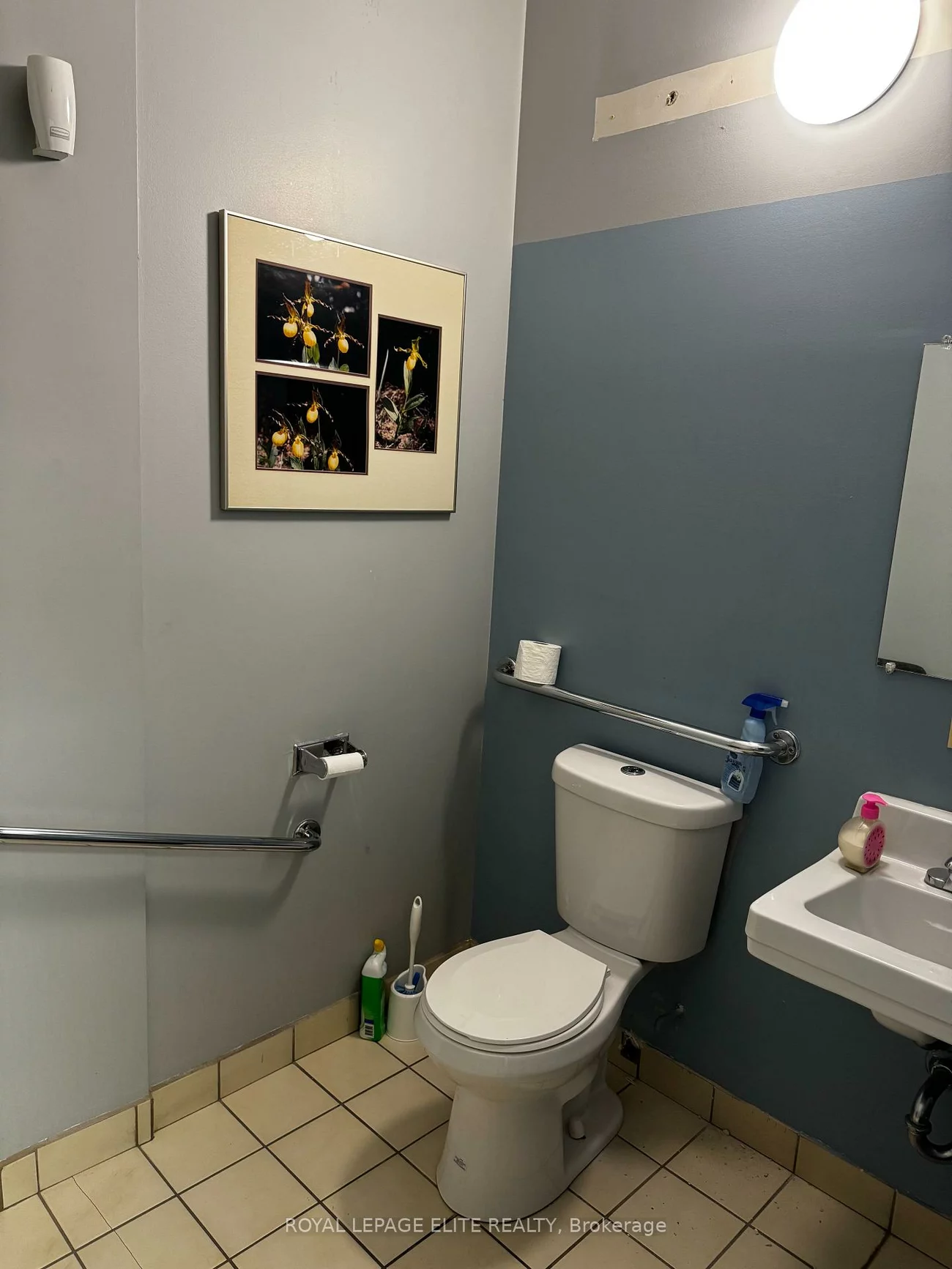 5160, Explorer, Airport Corporate, Mississauga