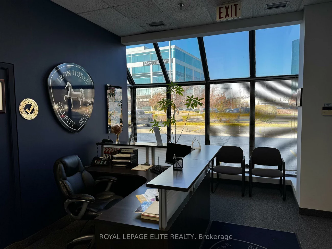 5160, Explorer, Airport Corporate, Mississauga