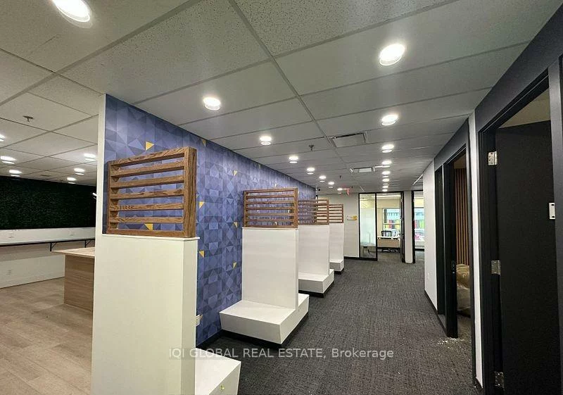 350, Burnhamthorpe, City Centre, Mississauga