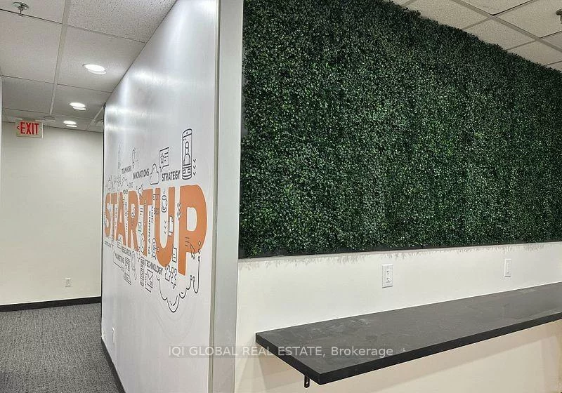 350, Burnhamthorpe, City Centre, Mississauga