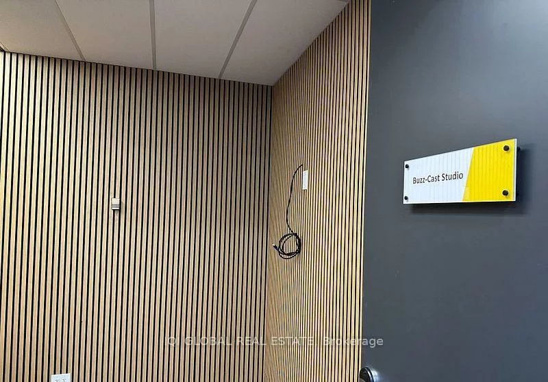 350, Burnhamthorpe, City Centre, Mississauga