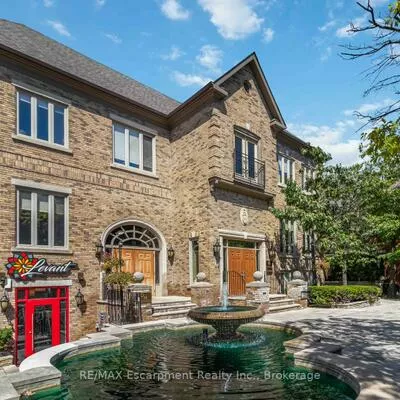 53, VILLAGE CENTRE, City Centre, Mississauga