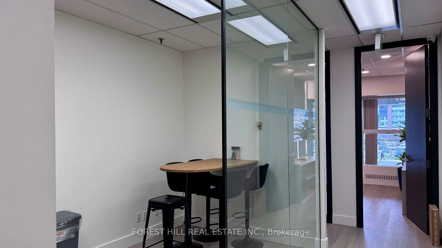 350, Burnhamthorpe, City Centre, Mississauga