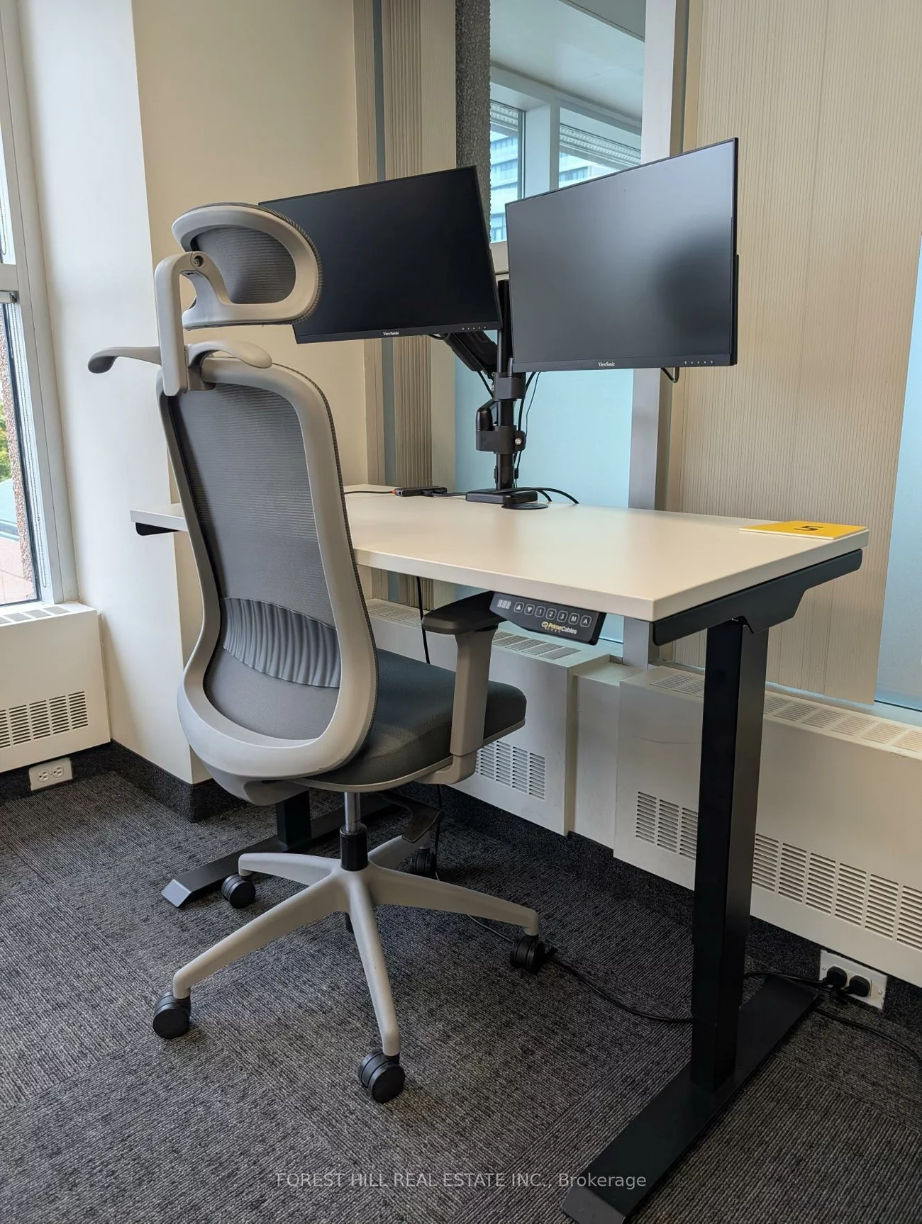 350, Burnhamthorpe, City Centre, Mississauga