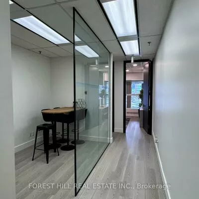 350, Burnhamthorpe, City Centre, Mississauga