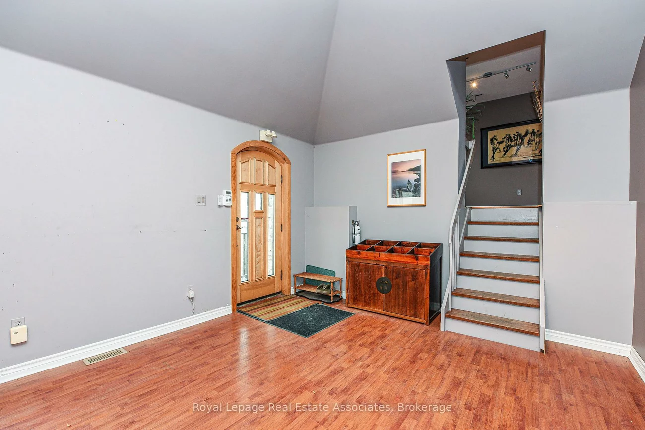 270, Lakeshore, Port Credit, Mississauga