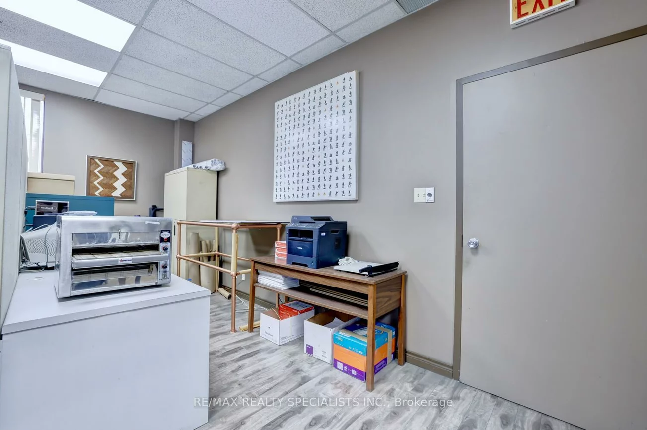 940, Westport, Northeast, Mississauga