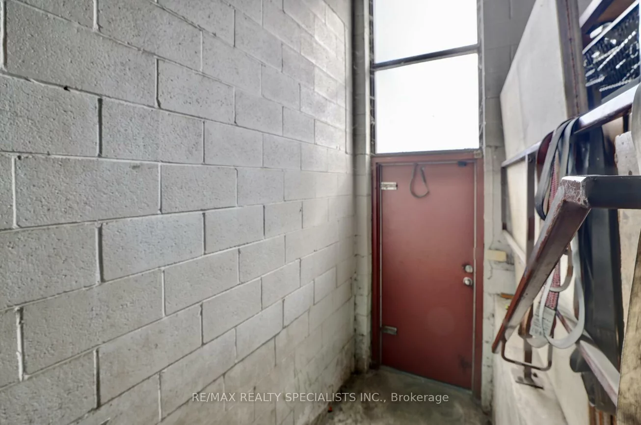 940, Westport, Northeast, Mississauga