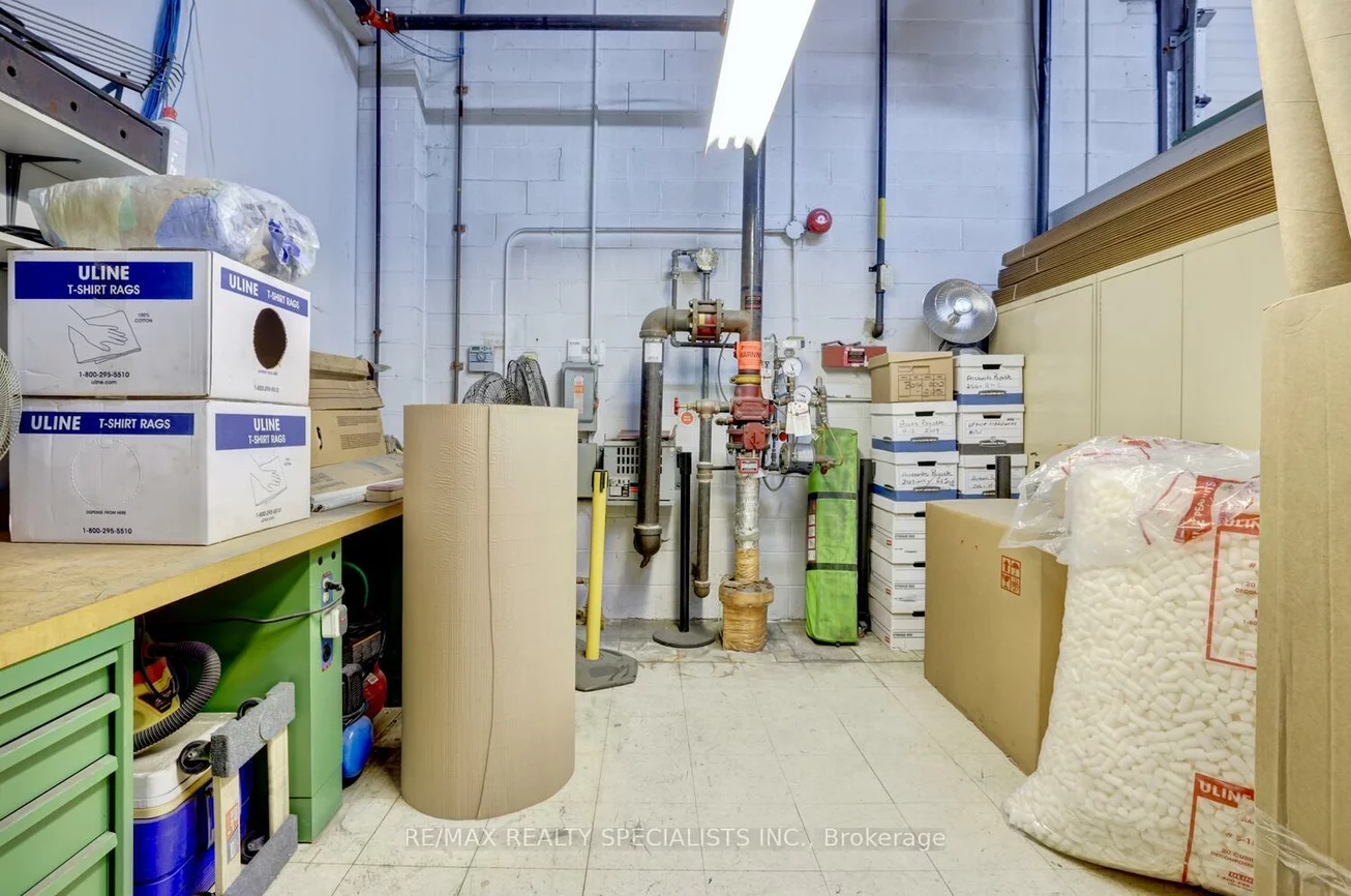 940, Westport, Northeast, Mississauga