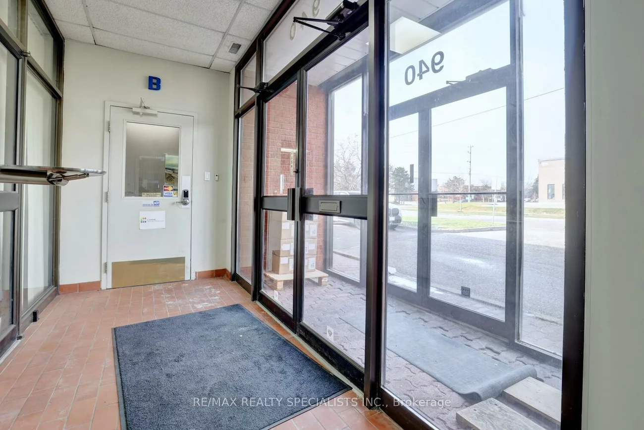 940, Westport, Northeast, Mississauga