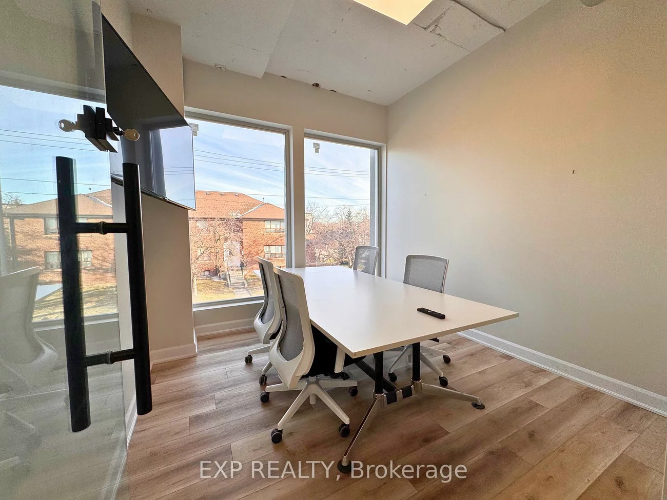 230, Lakeshore, Port Credit, Mississauga