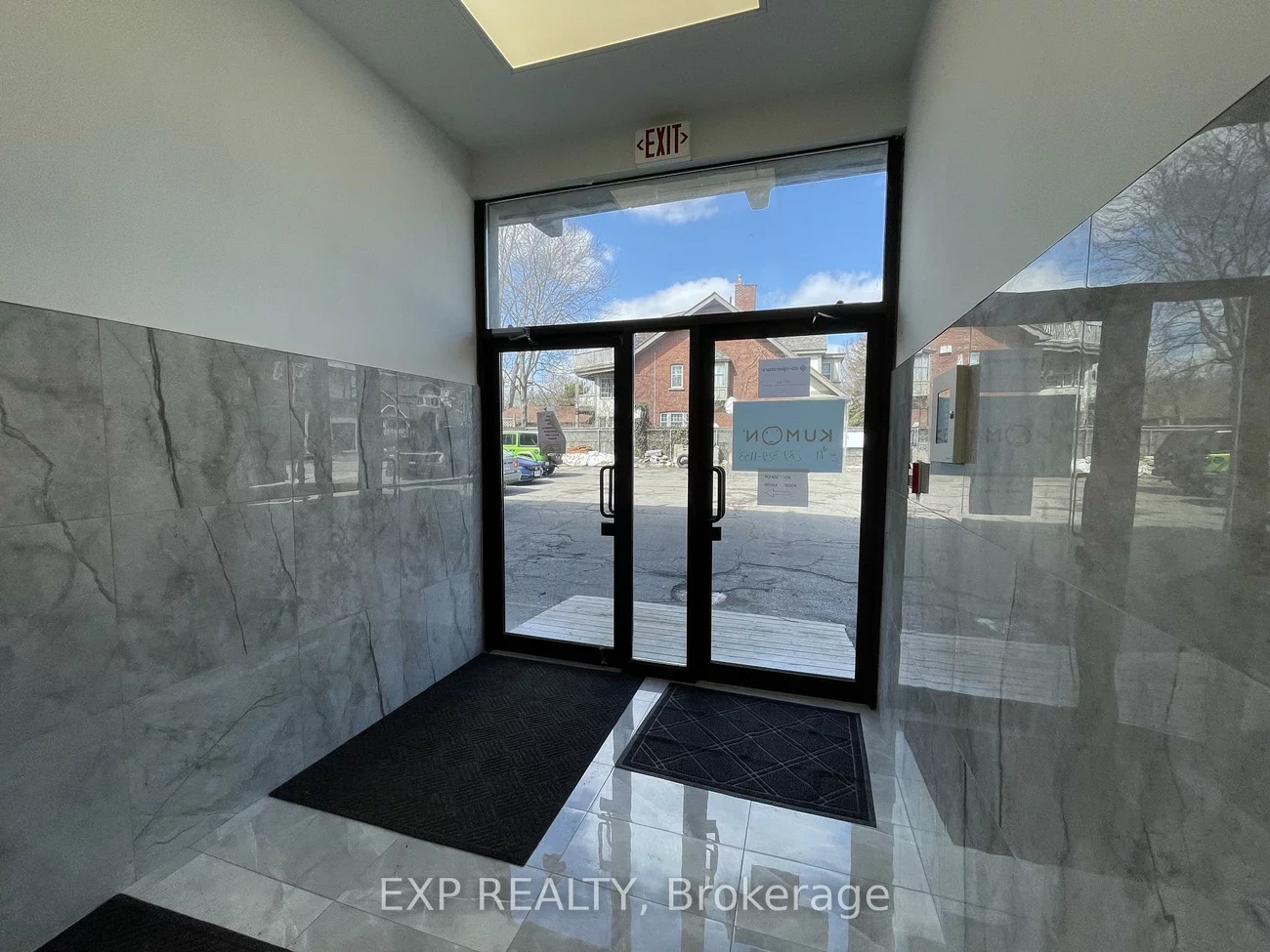 230, Lakeshore, Port Credit, Mississauga