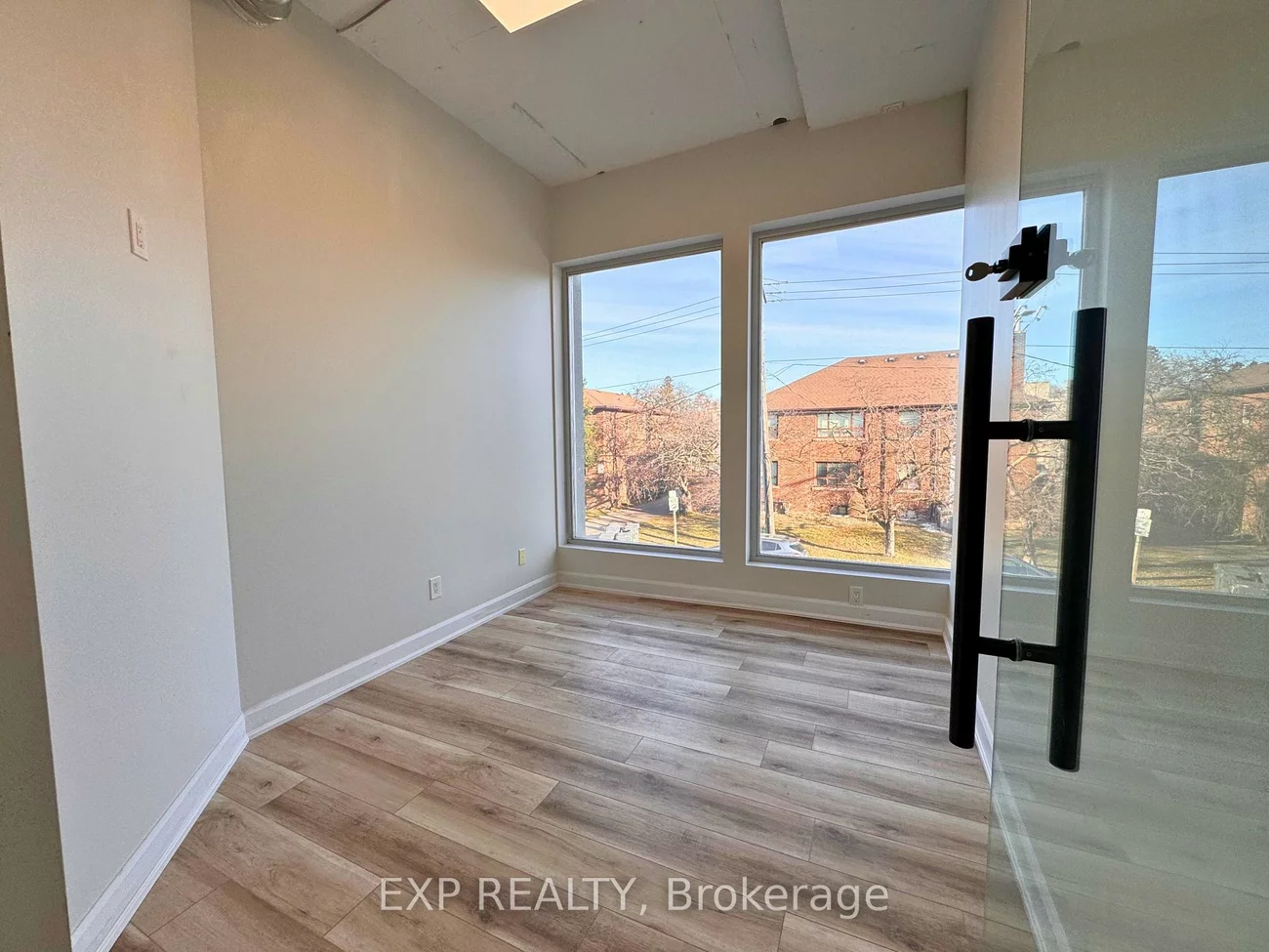 230, Lakeshore, Port Credit, Mississauga