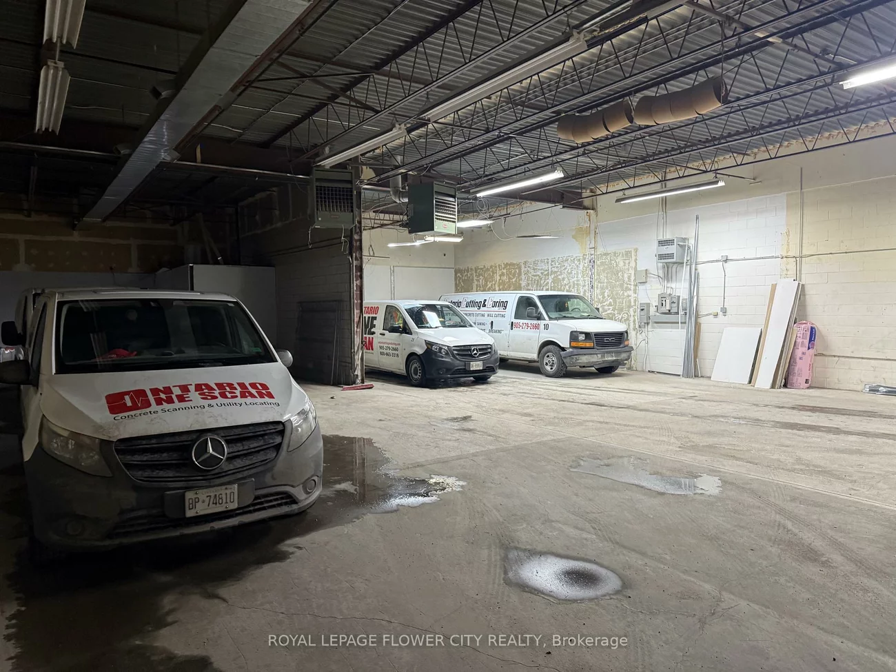 2386, Haines, Dixie, Mississauga