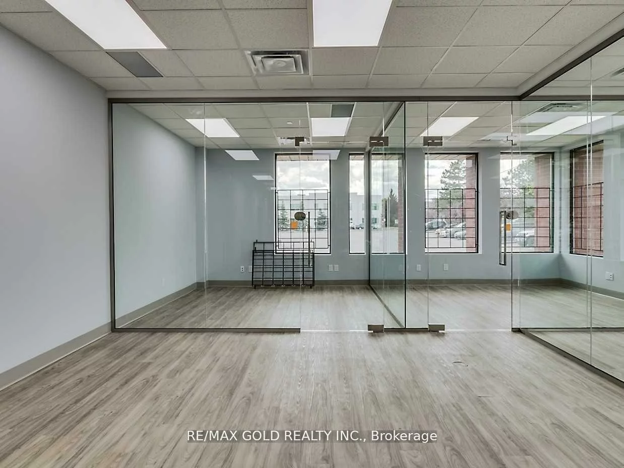 1122, Lorimar, Northeast, Mississauga