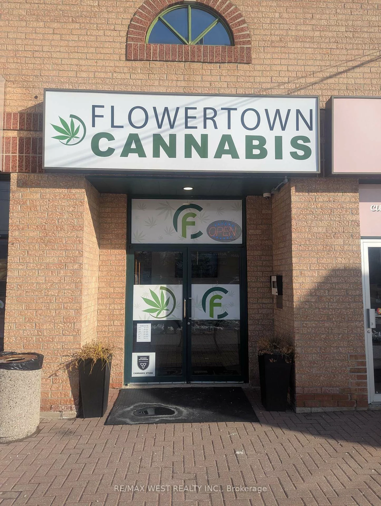 17, Queen, Streetsville, Mississauga