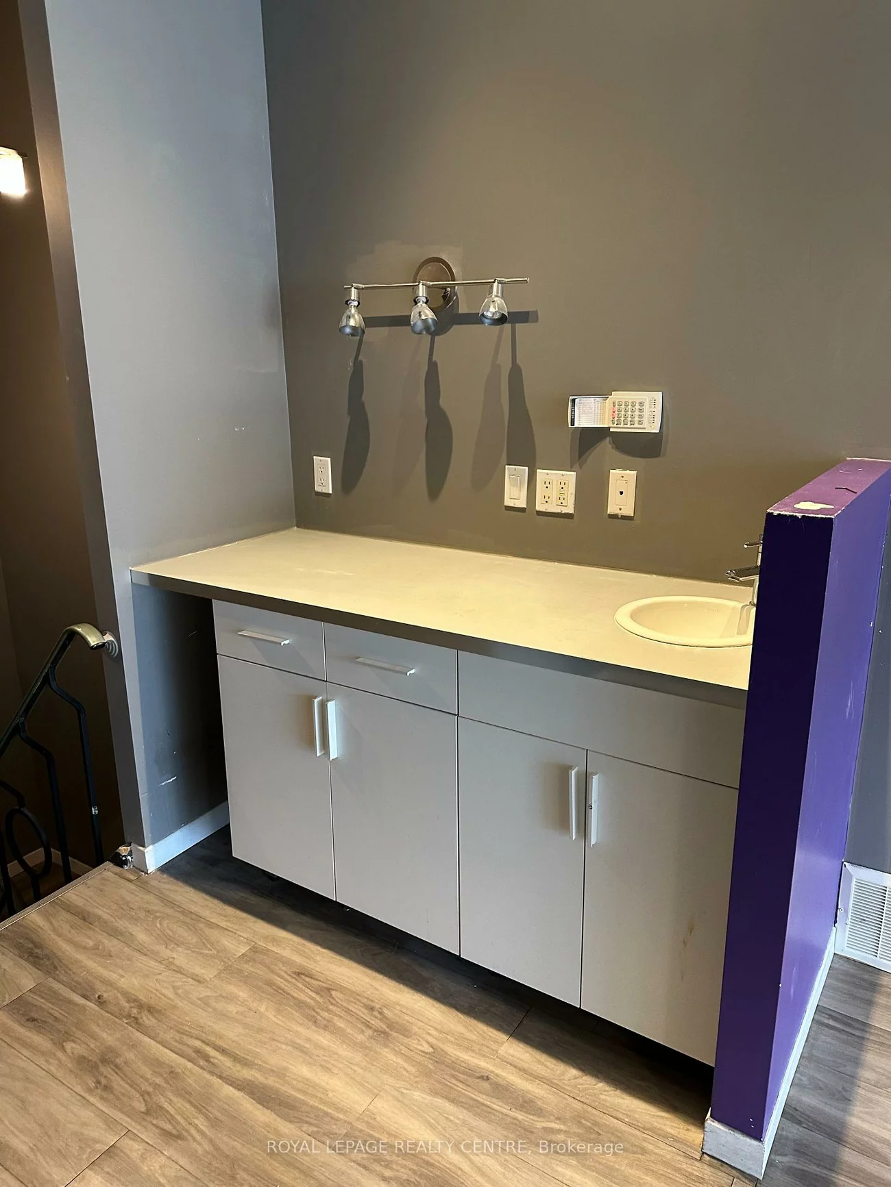 102, Lakeshore, Port Credit, Mississauga