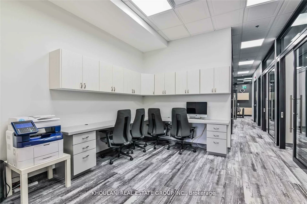 325, Central, Fairview, Mississauga