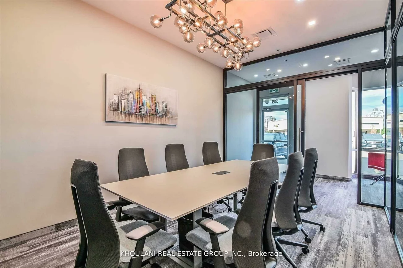 325, Central, Fairview, Mississauga