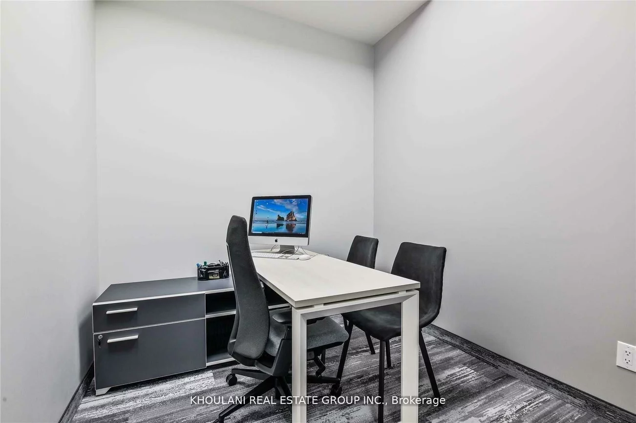 325, Central, Fairview, Mississauga