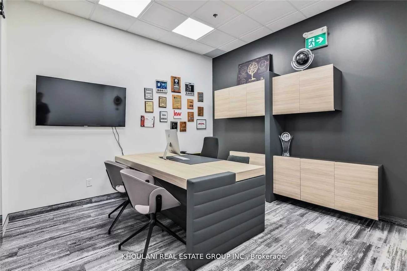 325, Central, Fairview, Mississauga