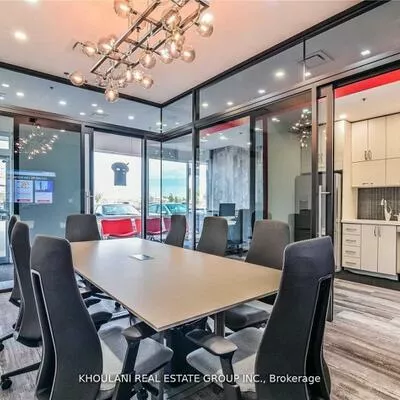 325, Central, Fairview, Mississauga