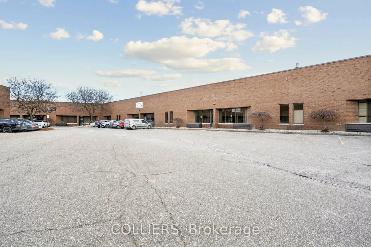 6815, Rexwood, Northeast, Mississauga