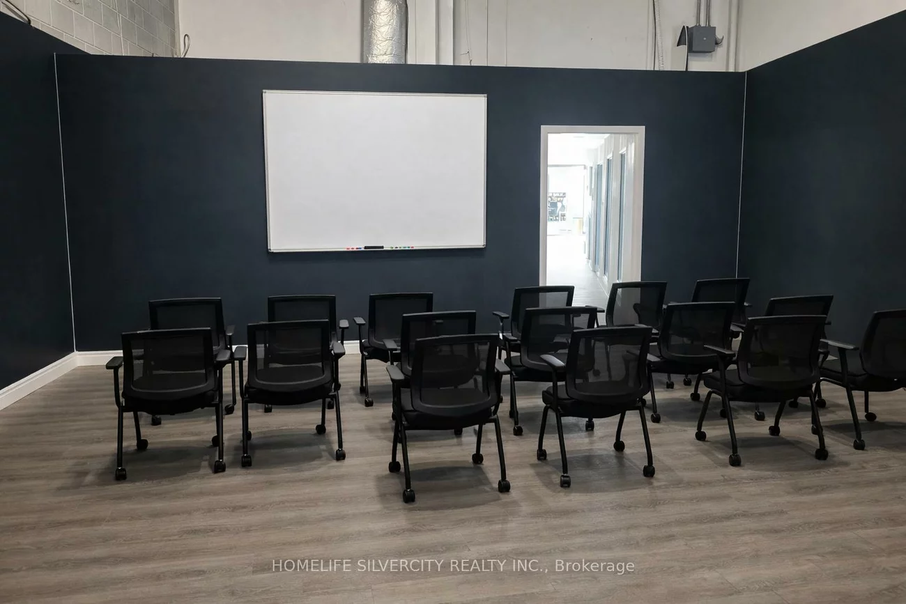 7895, Tranmere, Northeast, Mississauga