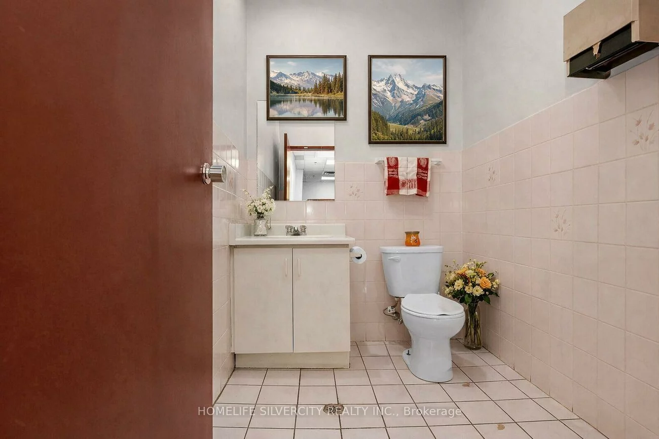 7070, Pacific, Northeast, Mississauga