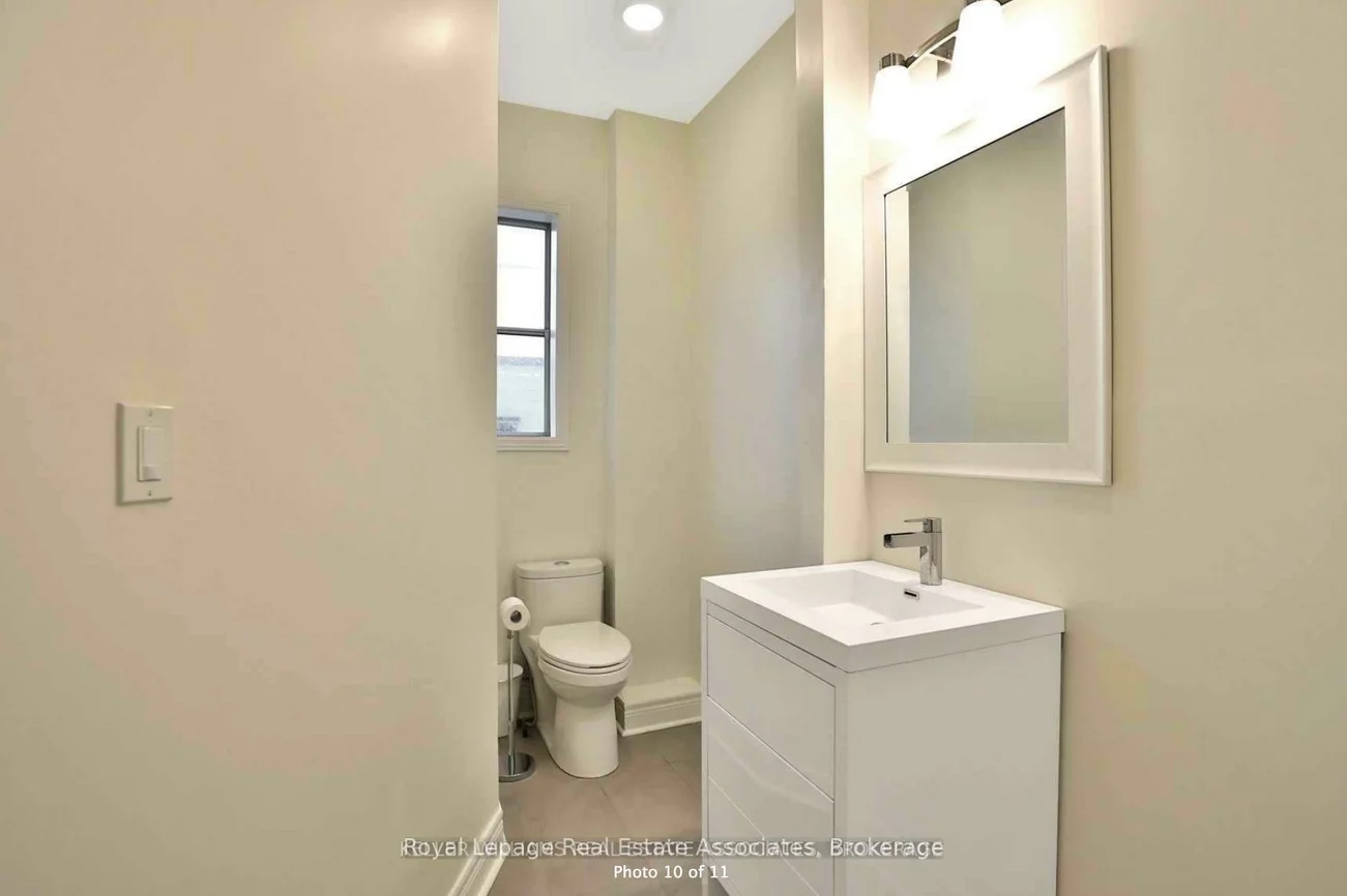 94, Lakeshore, Port Credit, Mississauga